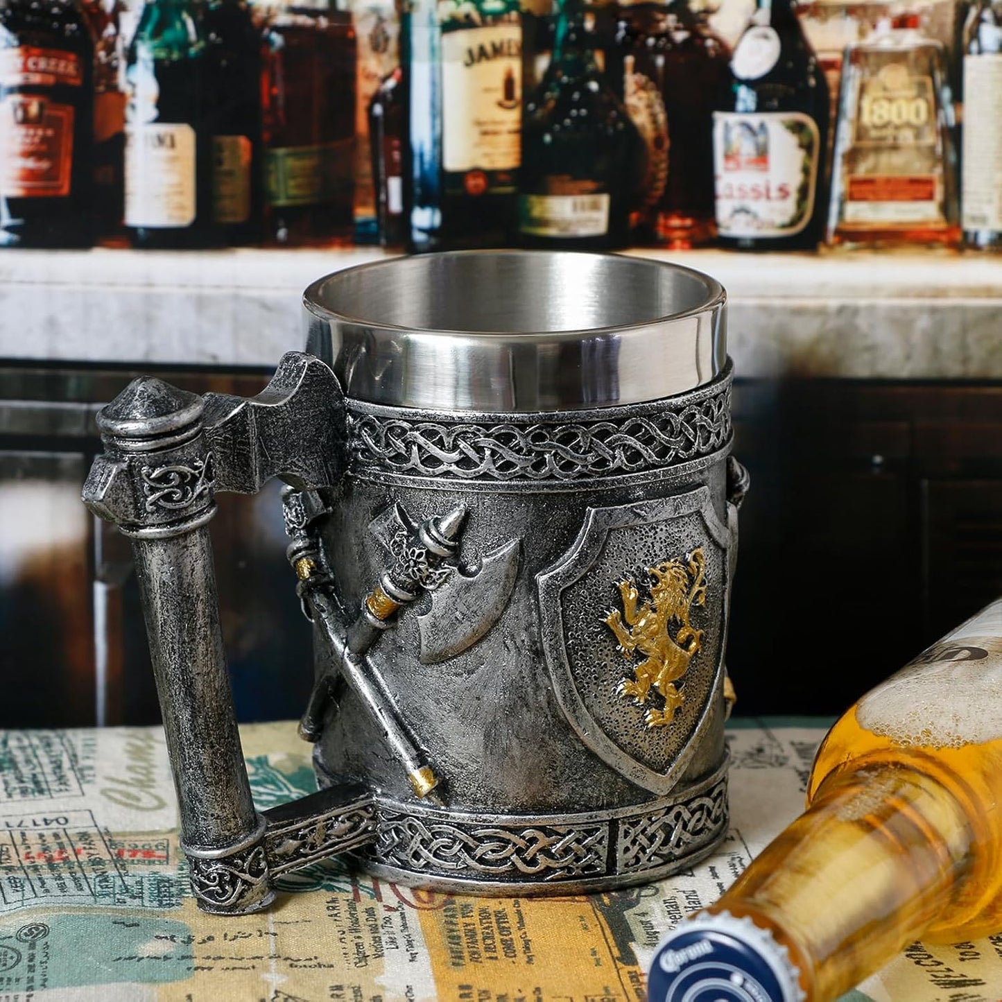 Medieval Viking Axes Mug Gifts for Men, English Gold Lion Shields Beer Steins Tankard Stainless Coffee Cup Renaissance Art Norse Decor Home Kitchen Party Decoration Drinkware