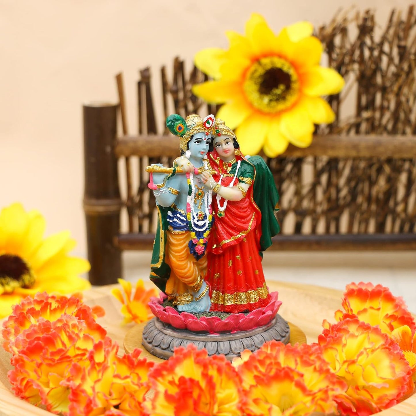 alikiki India Idol Radha Krishna Figurine - 3.9”H Hindu Murti God Krishna Radha Statue for Car Dashboard Decor Home Office Temple Mandir Altar Shrine Pooja Decor Diwali Spiritual Gifts